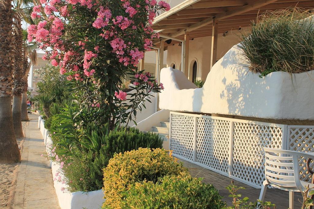 Aldom Apartments Durres Exterior photo