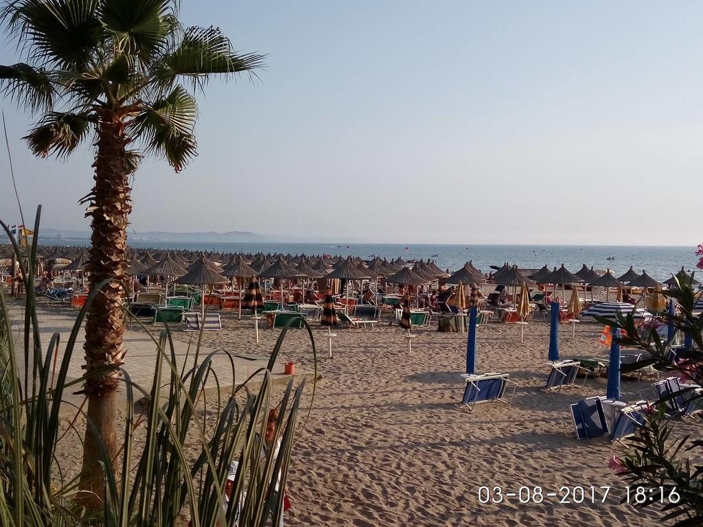 Aldom Apartments Durres Exterior photo